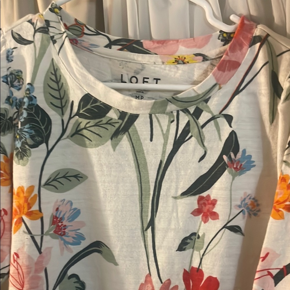 LOFT Green and Pink 3/4 Sleeve T-Shirt